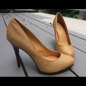 Blonde Colored Shoes with Brown Heel